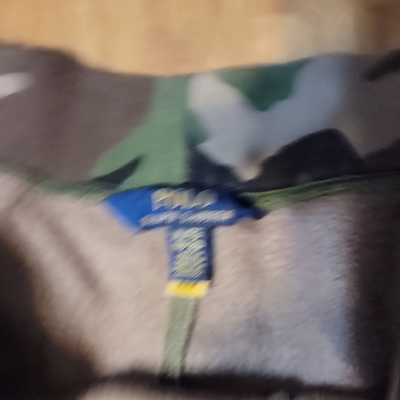 Polo by Ralph Lauren Camo Crewneck And Shorts Set - Picture 3 of 4